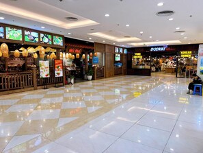 Shopping mall - Luxhousing Vinhomes Skylake (Hanoi)