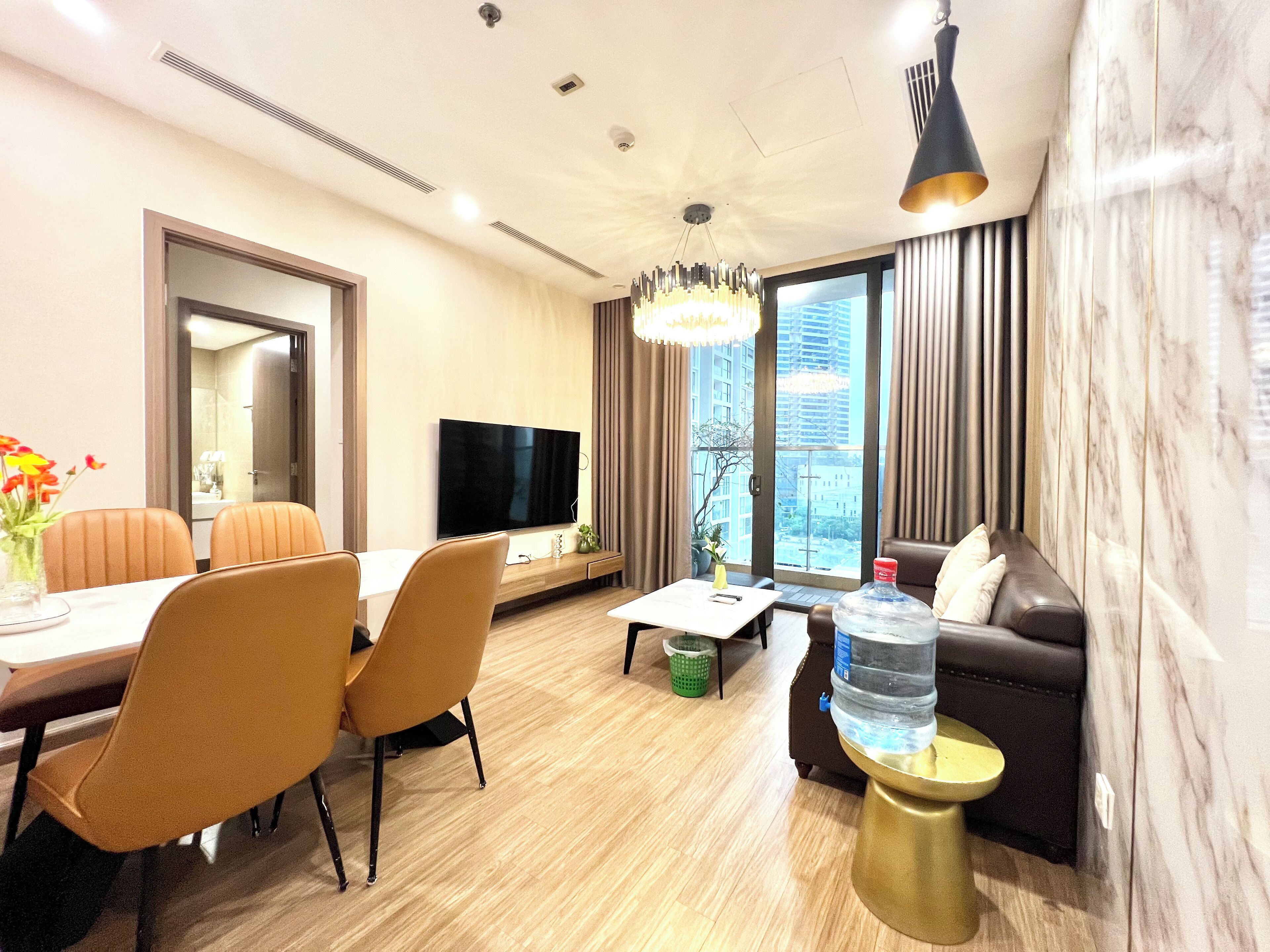 Apartamento superluxo, 2 quartos, vista para a cidade | Área de estar