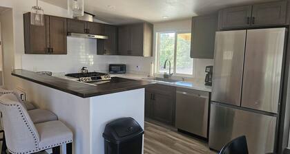 Cozy Getaway at Boondok Farms