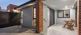 Whole House | 3 bedroom & 2 bathroom | Premium Getaway | For Up to 4 People