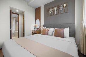 1 Schlafzimmer, laptopgeeigneter Arbeitsplatz, Bügeleisen/Bügelbrett