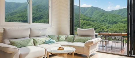 Phòng cơ bản, 3 phòng ngủ (Dog Flirting(Private house)) | 3 phòng ngủ, truy cập Internet không dây miễn phí