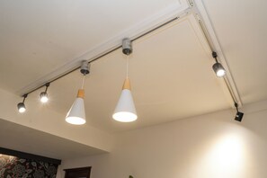 Familienapartment, Mehrere Betten, Nichtraucher, Erdgeschoss | Wohnbereich