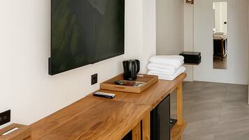 Premier Room, Sea View | WiFi (free)
