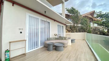 Premier Room, Sea View | Beach/ocean view
