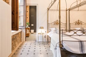 17 habitaciones, cuna de viaje, wifi gratis y ropa de cama 