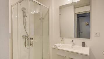 Dusche, Haartrockner