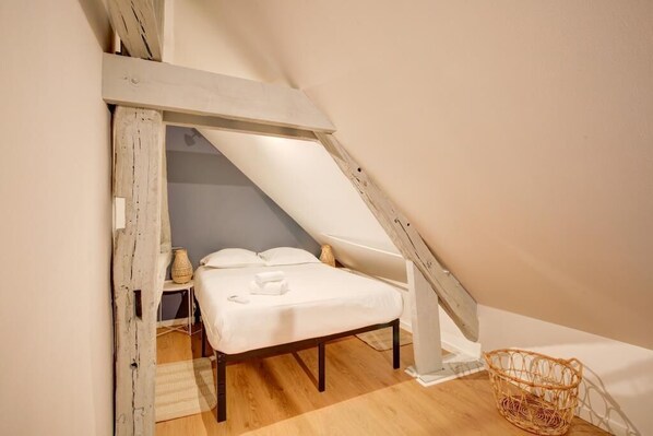 2 bedrooms - Le Belvédère: A meeting place for friends (Tours)