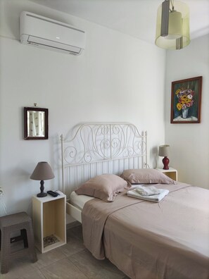 2 dormitorios, tabla de planchar con plancha, wifi y ropa de cama