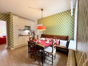 Dining - House Friesland - Apartment 1 - An urban villa with spacious and tasteful (Sylt)