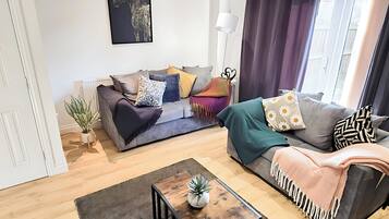 House | Living area | Fireplace