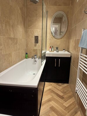 Hair dryer - London 2 bed apartment Charlton SE7 (London)