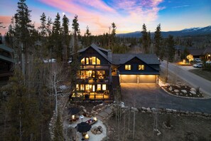 Exterior - Hot Tub, Firepit & Views, Sleeps 19 | Winterhaven Estate by AvantStay (Winter Park)