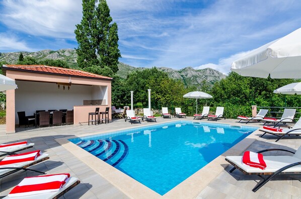 Apartment | Pool | Outdoor pool - Apartments Mali Paradiso - Comfort Studio Apartment With Balcony and Pool View (Zupa dubrovacka)