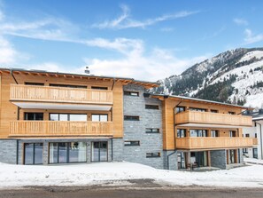 Apartment | Exterior - Golden Lodges Resort Near the ski Lift (Rauris)