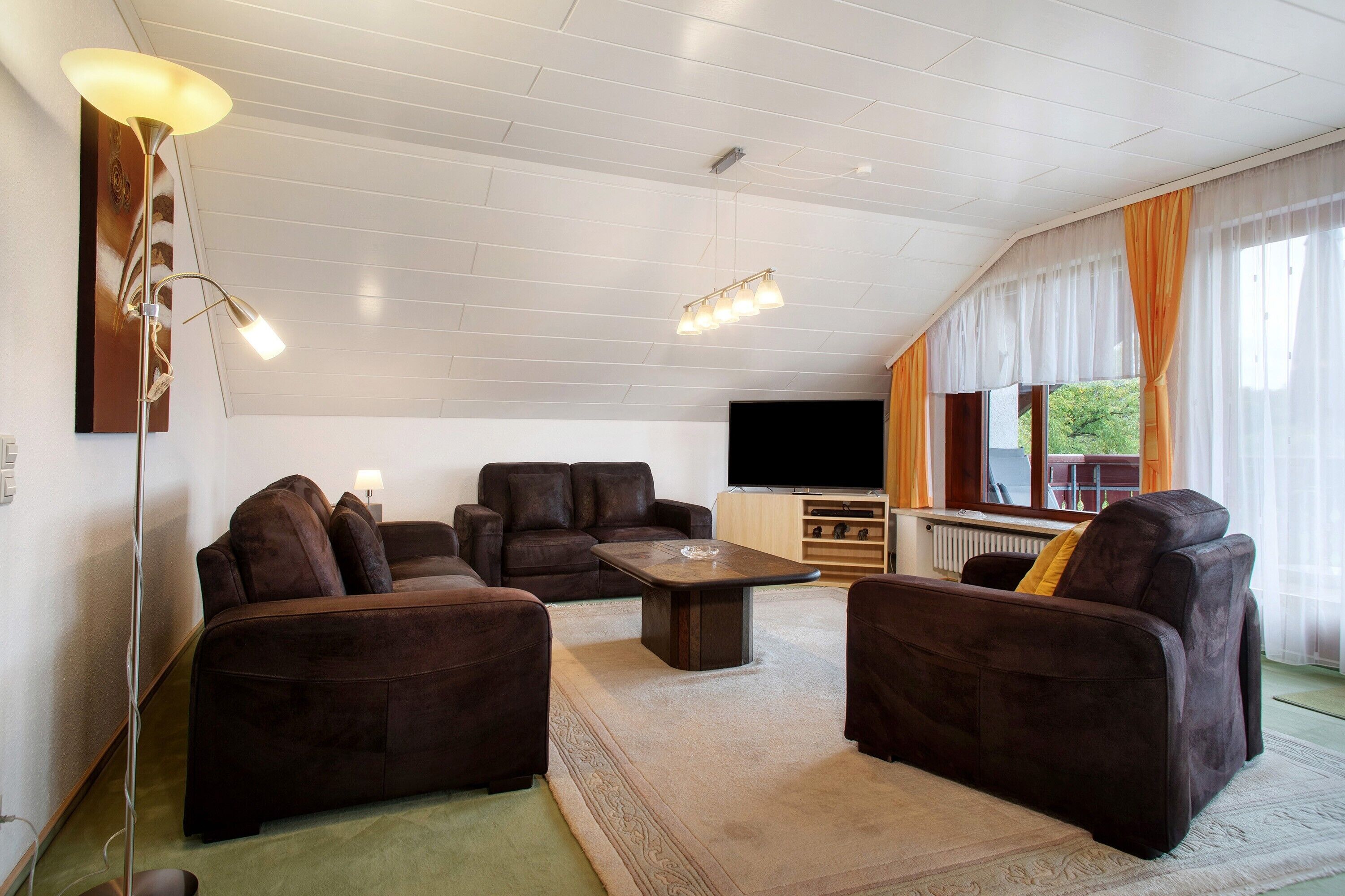 Televisio, DVD-soitin, stereot