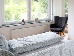 2 bedrooms, free WiFi, bed sheets