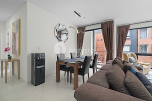 Apartment, 2 Bedrooms, Balcony | Dining room - Tarama by Kozystay - Alam Sutera (South Tangerang)