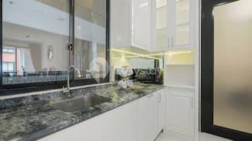 Appartement, 2 chambres, balcon | Cuisine privée