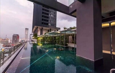 Seaview Mona 2 Homes @ Tropicana 218 Macalister @ Georgetown, Penang