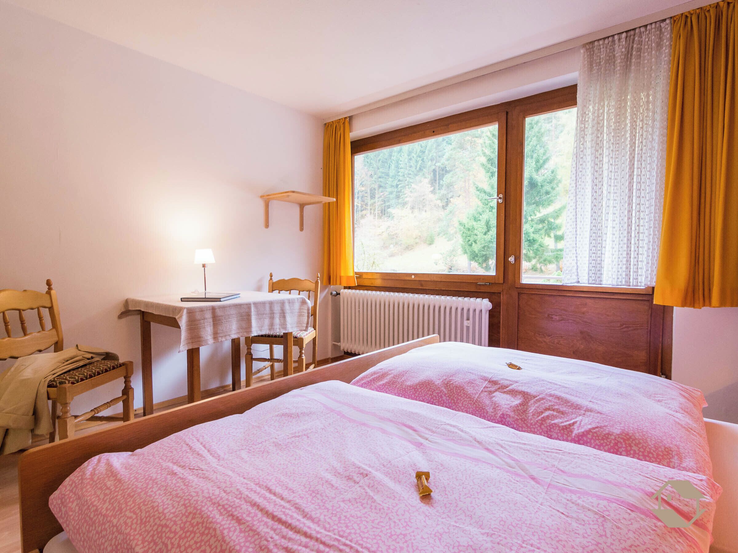 2 dormitorios, wifi gratis, ropa de cama