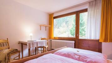 2 Schlafzimmer, kostenloses WLAN, Bettwäsche