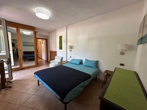3 chambres, draps fournis