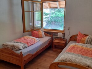 2 chambres, Wi-Fi gratuit, draps fournis