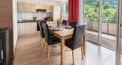 Apartment 'Teufelsmühlblick' with Mountain View, Balcony and Wi-Fi