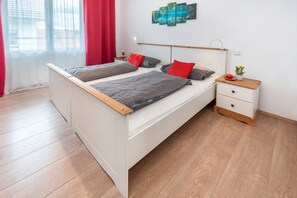 2 bedrooms, free WiFi, bed sheets