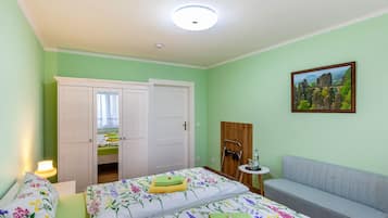 3 chambres, fer et planche Ă repasser, Wi-Fi gratuit, draps fournis