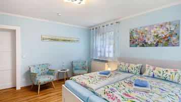 3 chambres, fer et planche Ă repasser, Wi-Fi gratuit, draps fournis