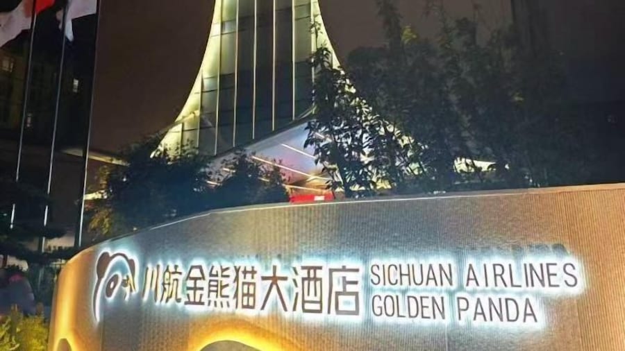 Golden Panda Hotel