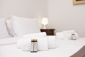 1 bedroom, iron/ironing board, free WiFi - Santa Marta Suite, Cozy 1 Br Apartment By Halldis (Venice)