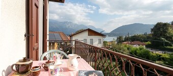 Azalea 5 Pax, Lovely 3 Br Apartment With Balcony By Halldis