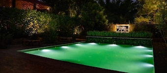 Bamboo Grove Lodge