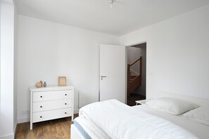 4 bedrooms, WiFi