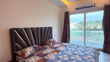 House, 2 Bedrooms, Accessible, Smoking | 2 bedrooms