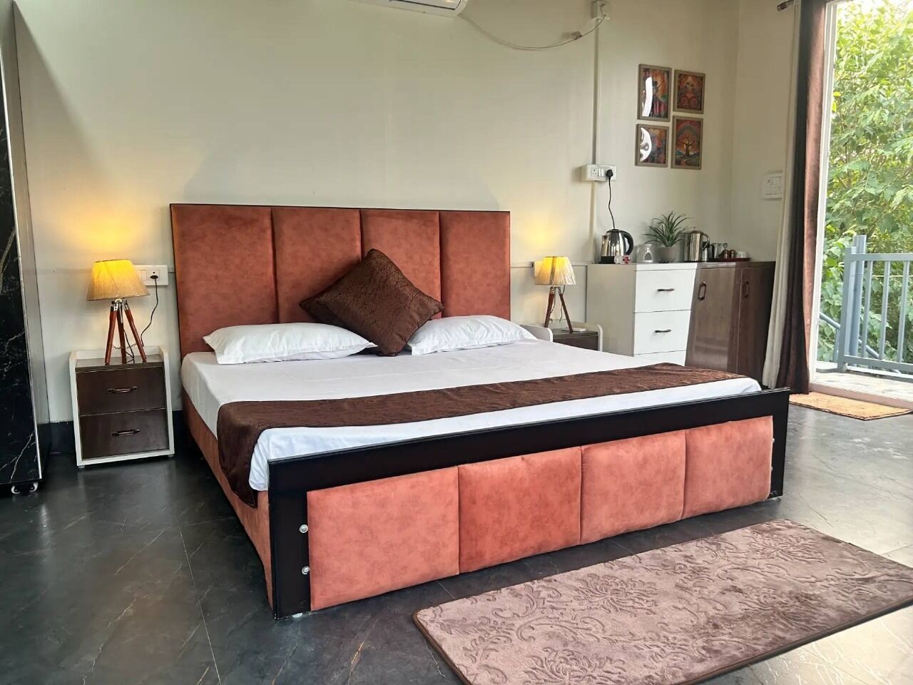 Deluxe Double Room, Mountain View | Free WiFi