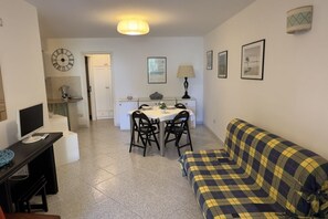 TV - Casa Pedra de Oro (Cala Gonone)