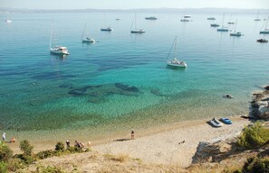 Beach nearby - Rare pearl on the beach for 2 people, air-conditioned apartment (La Londe-les-Maures)