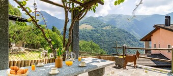 Panoramic Chalet Indemini
