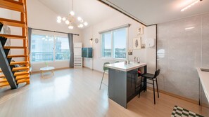 Basic Room, 1 Bedroom (Room 302 (Duplex /BBQ)) | 1 bedroom, free WiFi