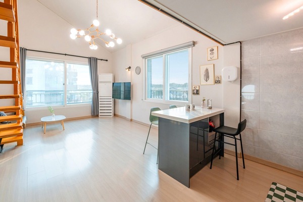 Basic Room, 1 Bedroom (Room 302 (Duplex /BBQ)) | 1 bedroom, free WiFi