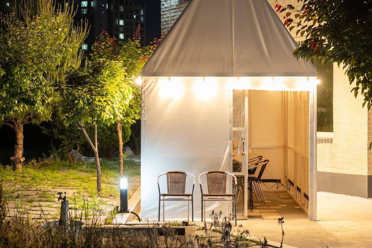 Chambre, 1 chambre (Room 202 (Duplex /BBQ)) | 1 chambre, Wi-Fi gratuit