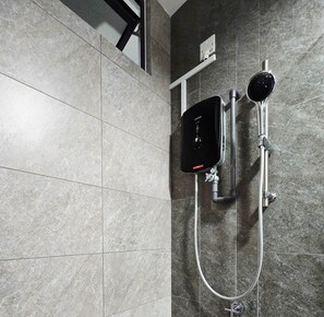 Bathrobes, slippers - Tradres Park 7Pax 3BR2CP (Cheras)