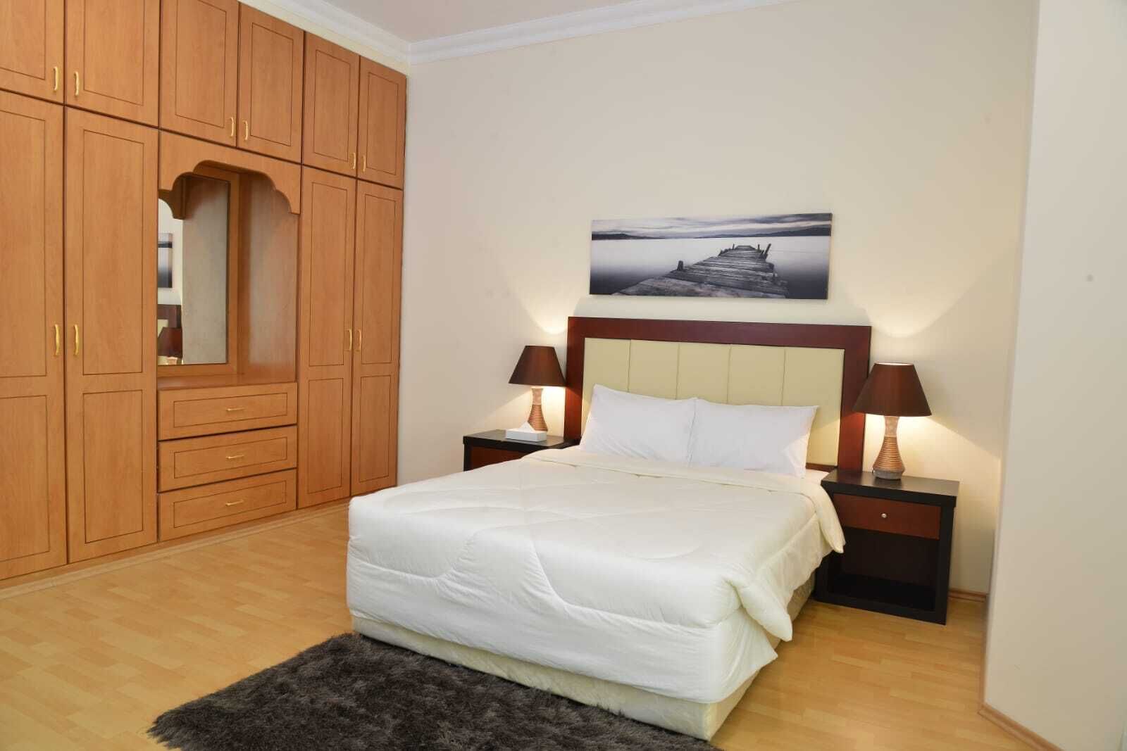 2 slaapkamers, een strijkplank/strijkijzer, wifi