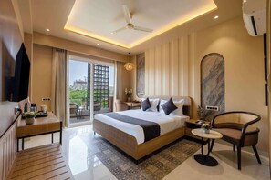 Superior Room with Balcony And GYM Access | In-room safe, desk, soundproofing, iron/ironing board