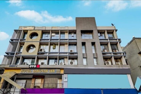 숙박 시설 정면