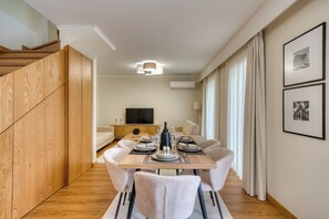 Duplex | Dining room